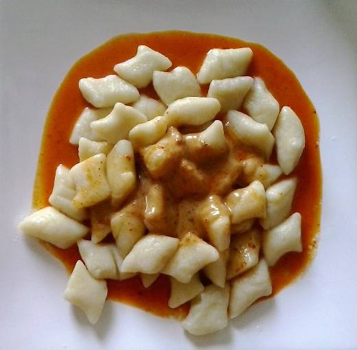 Pulpă de rață cu kopytka cu spanac
