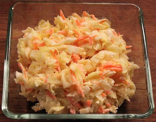 Mizeria (salată de castraveți)
